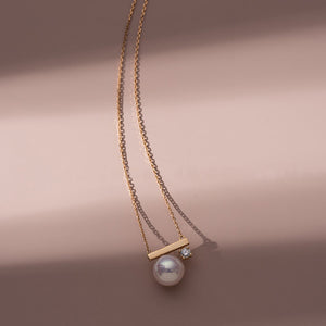 Pearl Pendant Necklace