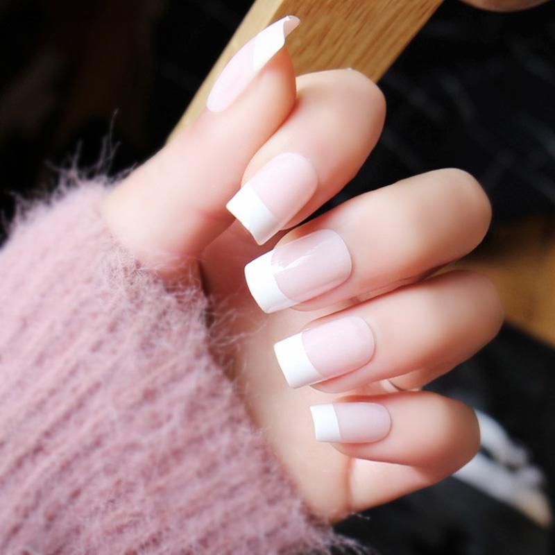 🔥Glue-On French Manicure Nails Kit (100 pcs)